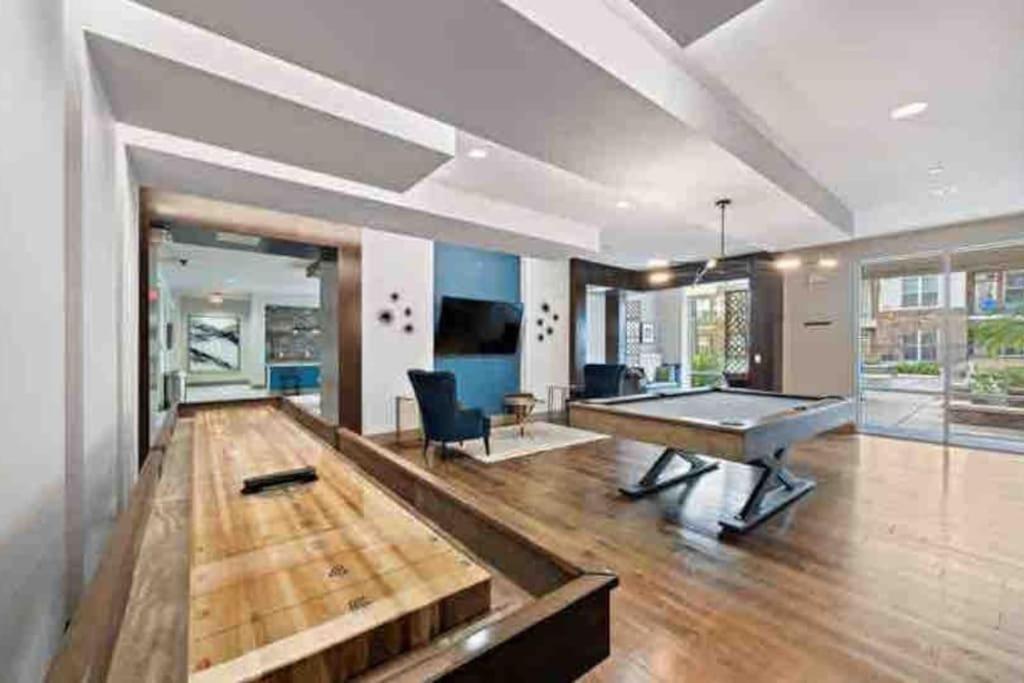 Fancy Apt Downtown. Pool. Gym. Lounge. Pet Ok Хьюстон Экстерьер фото